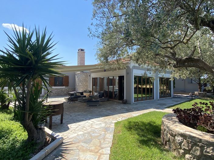 Image No.3-5 Bed Villa for sale