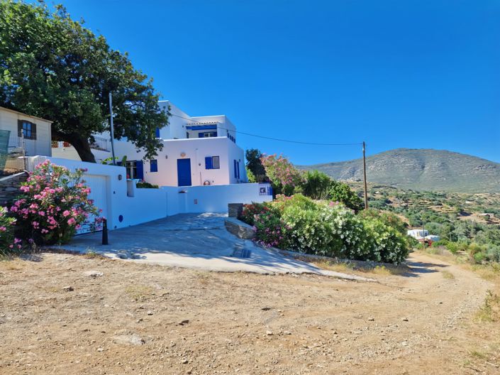 Image No.2-5 Bed Villa for sale