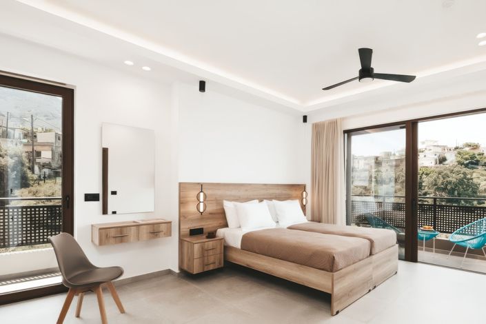 Image No.13-4 Bed Townhouse for sale