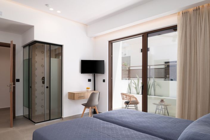 Image No.17-4 Bed Townhouse for sale