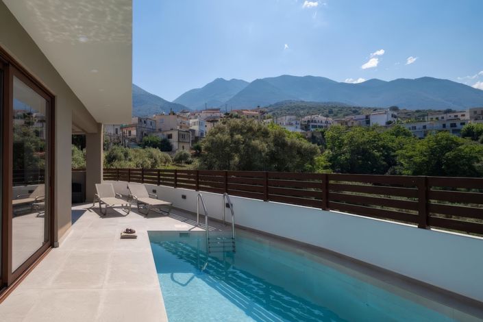 Image No.23-4 Bed Townhouse for sale