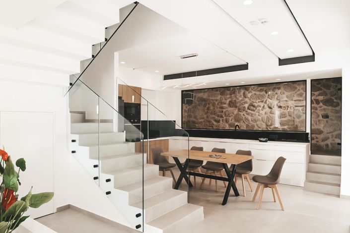 Image No.6-4 Bed Townhouse for sale