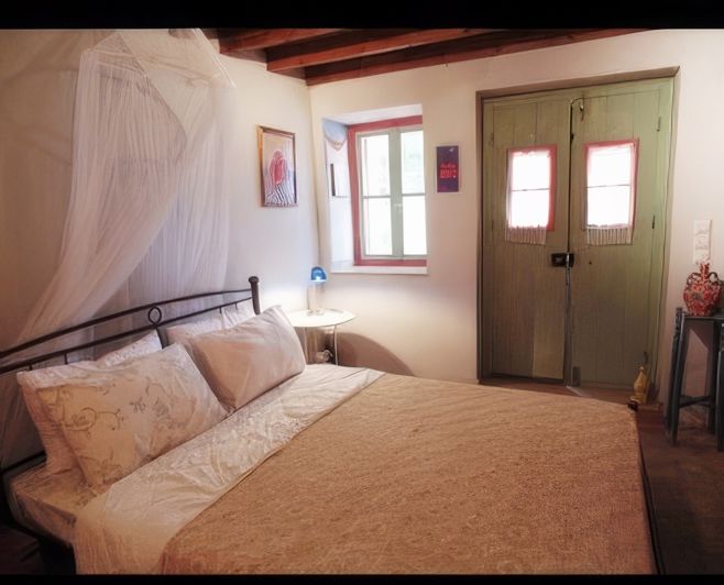 Image No.12-3 Bed Village House for sale