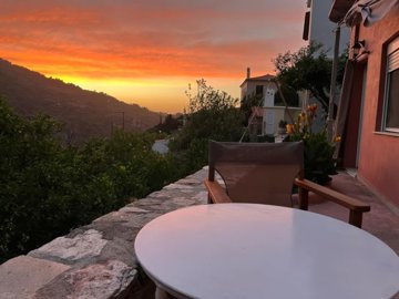 elxis-at-home-in-greeceverdant-oasis-manolate