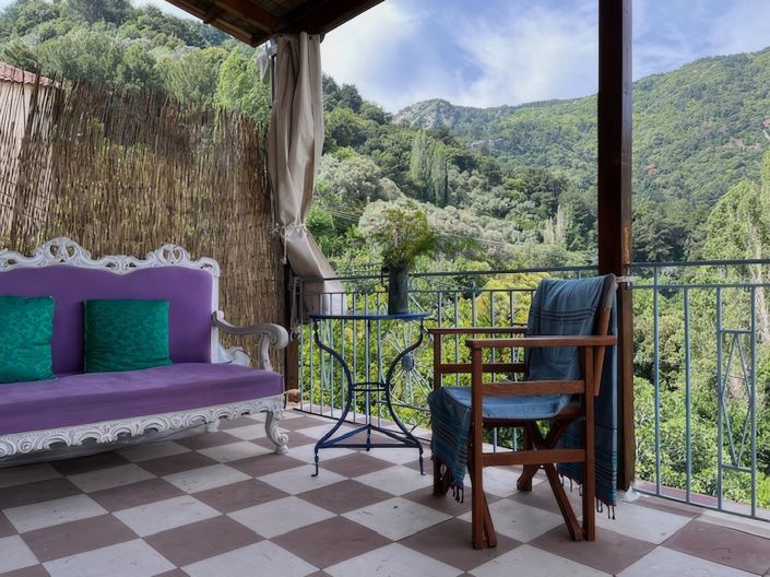 Image No.4-3 Bed Village House for sale