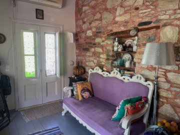 elxis-at-home-in-greeceverdant-oasis-manolate