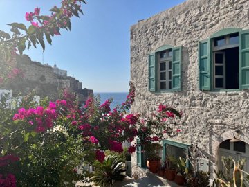 elxis-at-home-in-greeceartists-retreat-nisyro