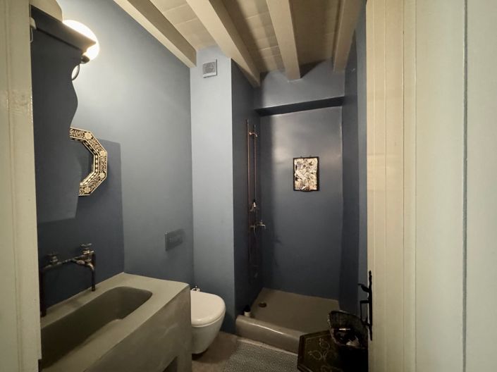 Image No.21-2 Bed Townhouse for sale