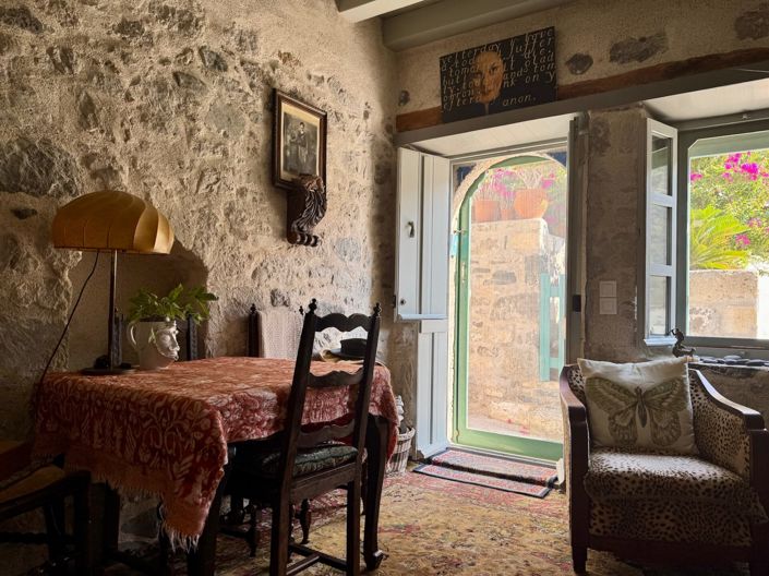 Image No.7-2 Bed Townhouse for sale