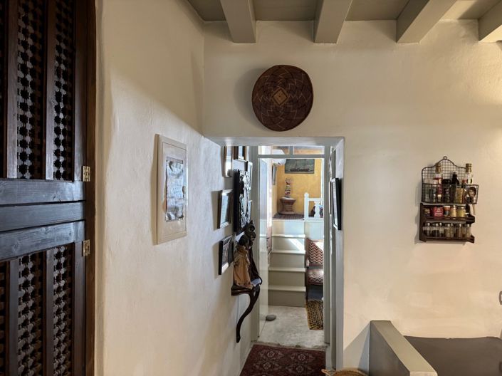 Image No.9-2 Bed Townhouse for sale