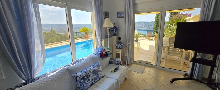 Image No.3-3 Bed Villa for sale