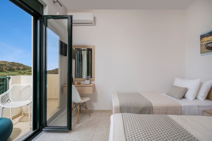 Image No.10-3 Bed Villa for sale