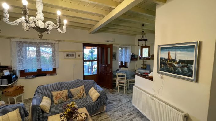 Image No.8-2 Bed Villa for sale