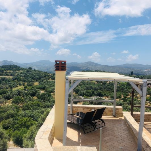 Image No.13-2 Bed Townhouse for sale