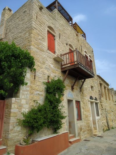 Image No.2-2 Bed Townhouse for sale