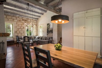 elxis-at-home-in-greececretan-countryside-hav