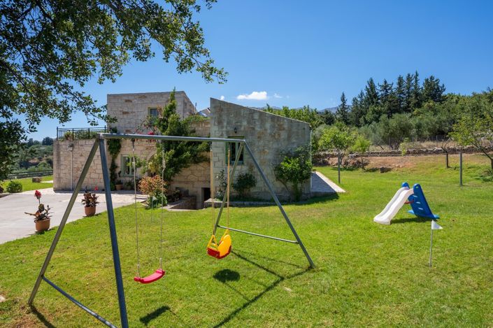 Image No.28-3 Bed Villa for sale