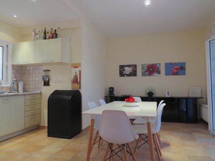 Image No.9-6 Bed Villa for sale