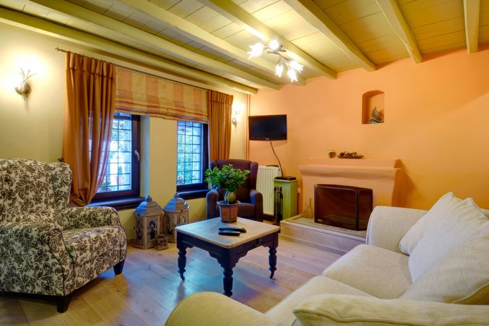 Image No.10-3 Bed Villa for sale