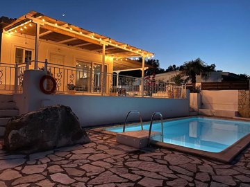elxis-at-home-in-greece-villa-in-meganisi