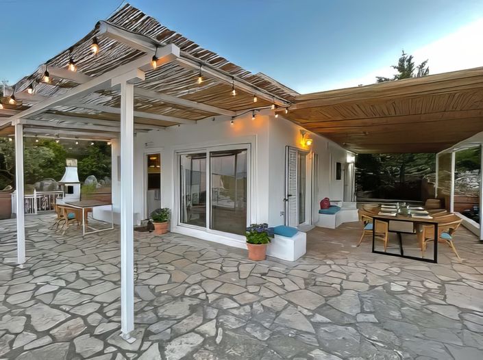 Image No.19-2 Bed Villa for sale