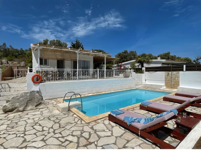 Image No.3-2 Bed Villa for sale