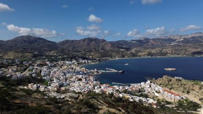 elxis-at-home-in-greece-big-villa-above-karpa