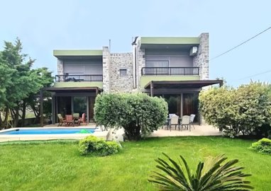 elxis-at-home-in-greecewhispering-pinesfeatur