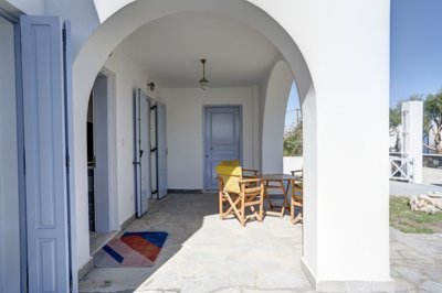 cycladic-home-santorini-elxis-at-home-in-gree