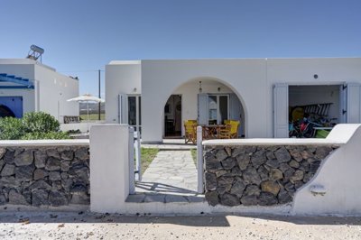 cycladic-home-santorini-elxis-at-home-in-gree
