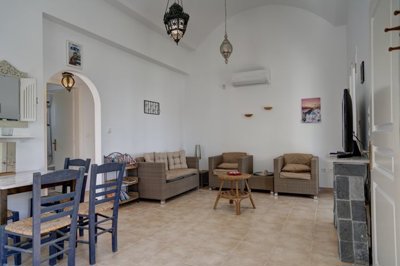 cycladic-home-santorini-elxis-at-home-in-gree