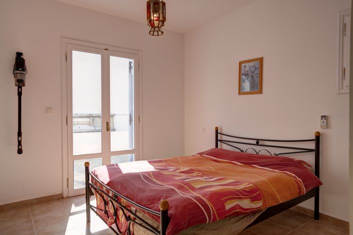 Image No.9-2 Bed Villa for sale