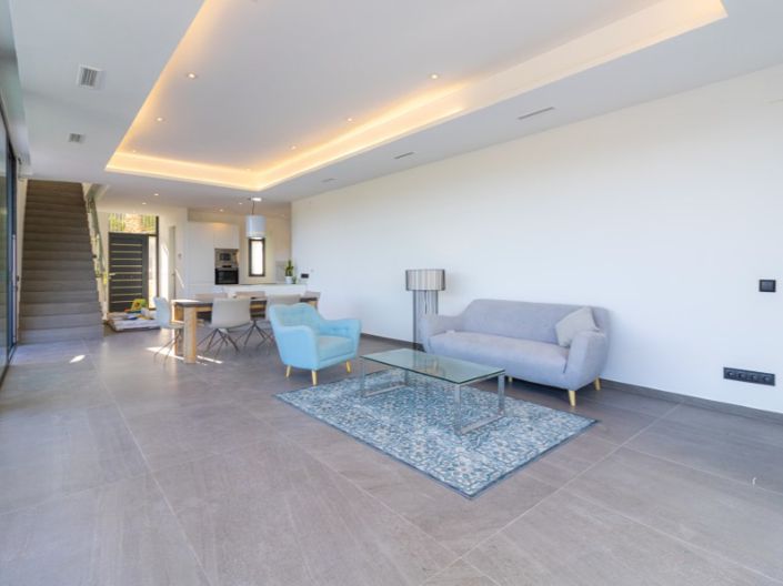 Image No.11-3 Bed Villa for sale