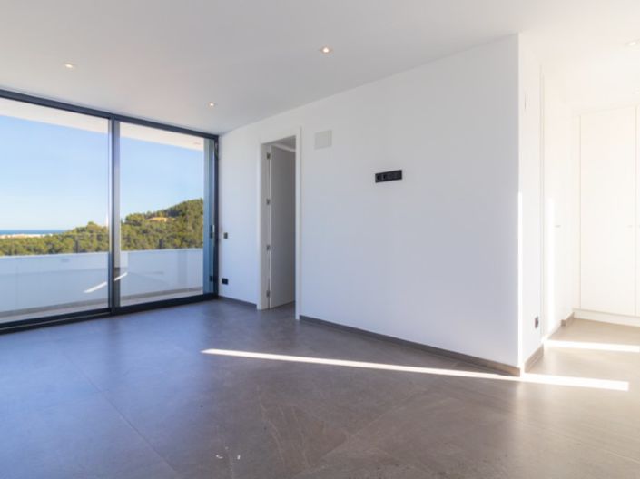 Image No.18-3 Bed Villa for sale