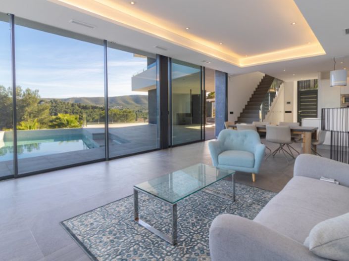 Image No.4-3 Bed Villa for sale