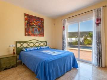 id7b6f7601-0000-0500-0000-000012631131