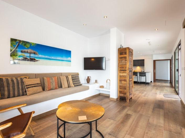 Image No.17-3 Bed Villa for sale