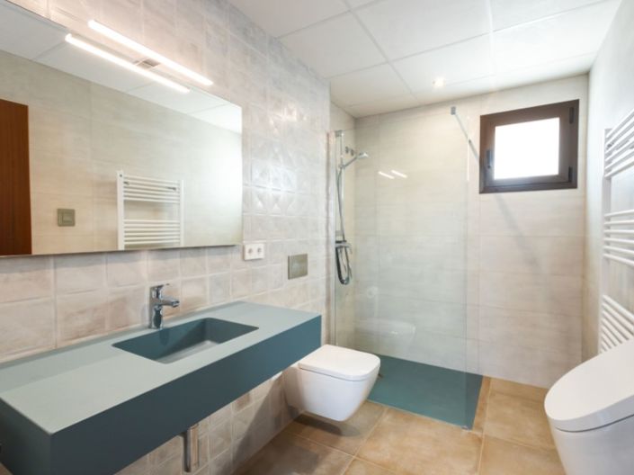 Image No.29-3 Bed Villa for sale