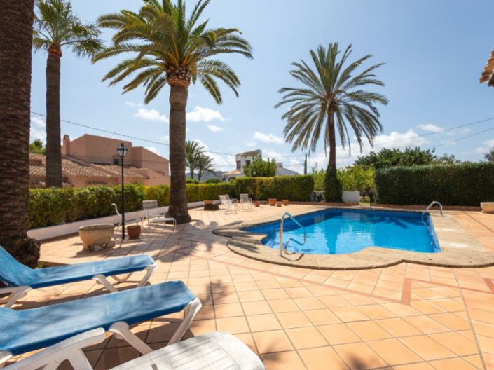 Image No.30-6 Bed Villa for sale