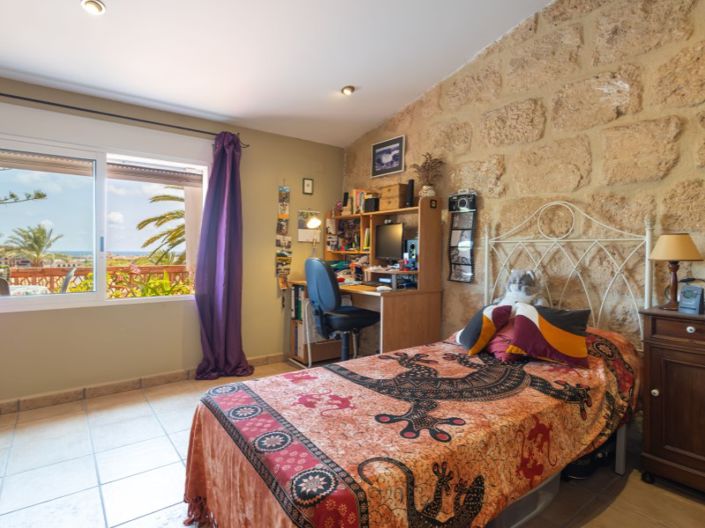 Image No.46-6 Bed Villa for sale