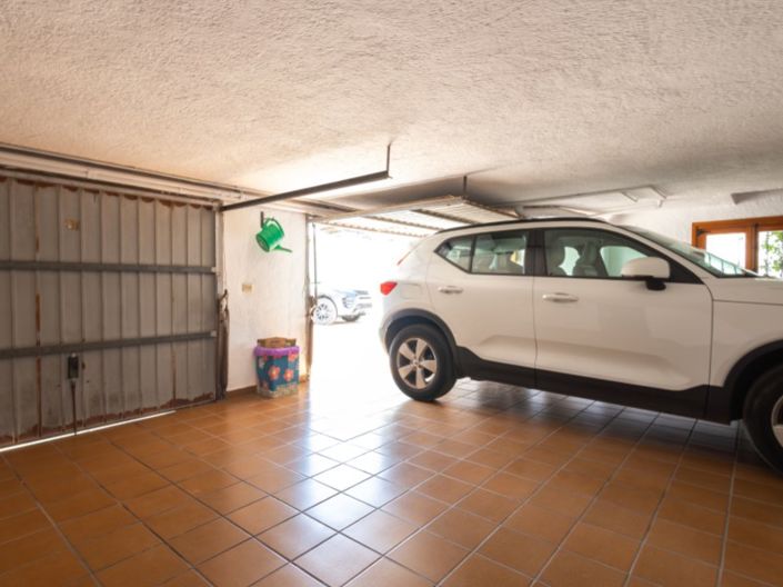 Image No.52-6 Bed Villa for sale