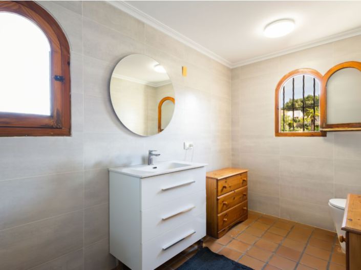 Image No.18-5 Bed Villa for sale