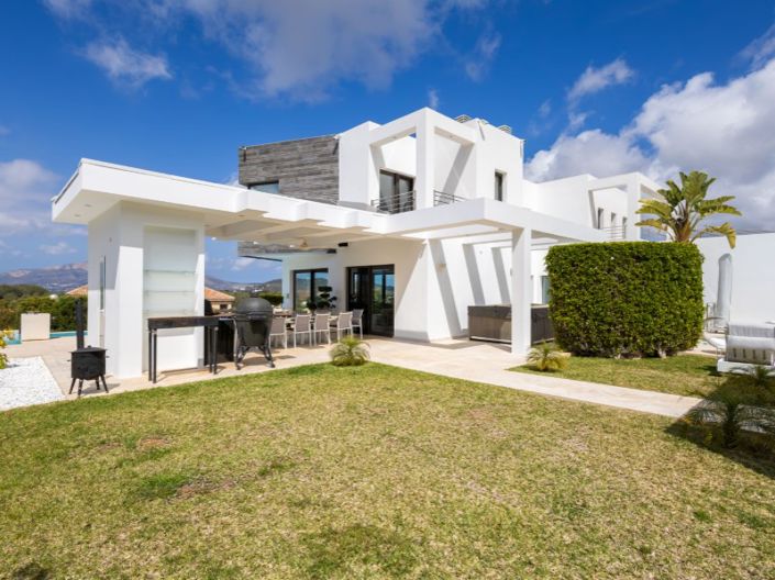 Image No.37-5 Bed Villa for sale