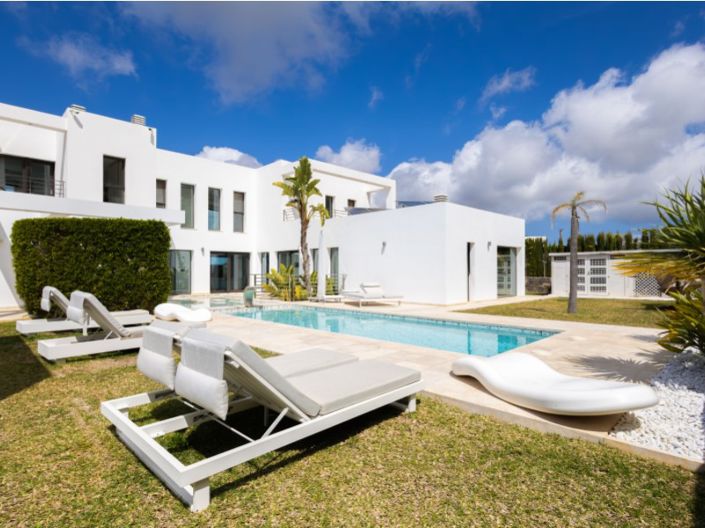 Image No.51-5 Bed Villa for sale