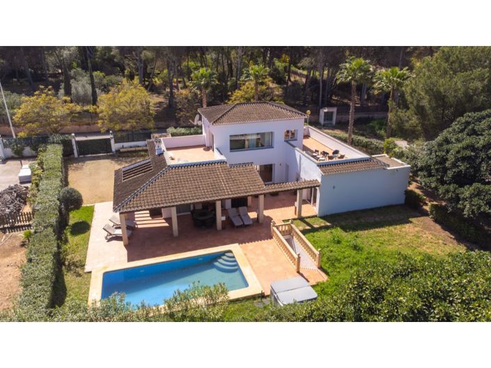 Image No.1-4 Bed Villa for sale