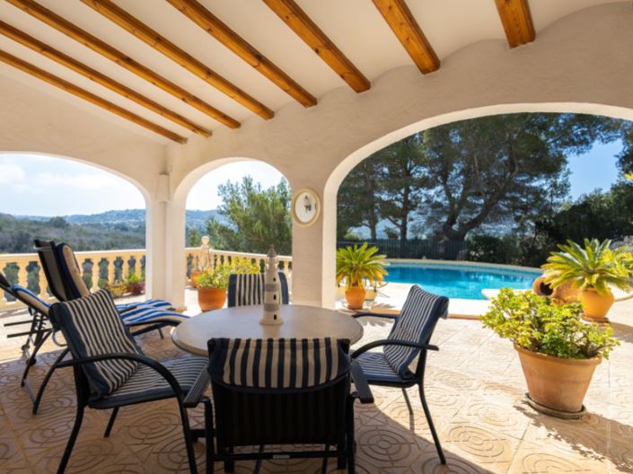 Image No.2-4 Bed Villa for sale