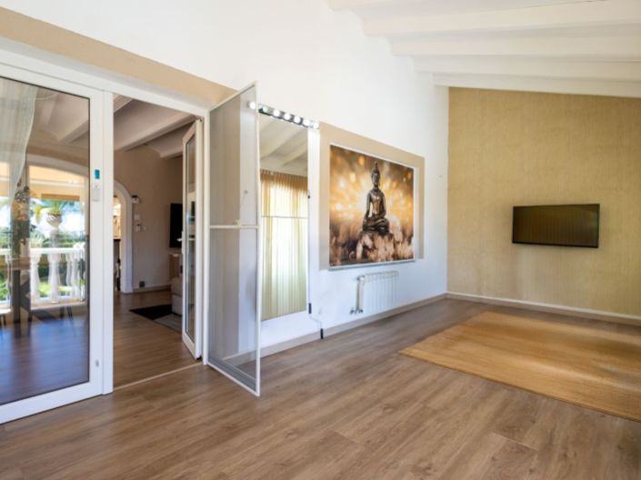 Image No.13-4 Bed Villa for sale