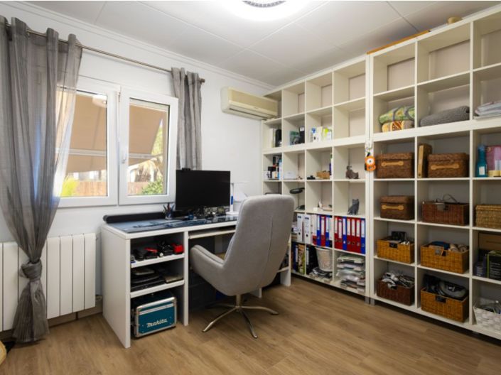 Image No.25-4 Bed Villa for sale