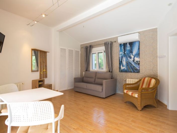 Image No.42-4 Bed Villa for sale