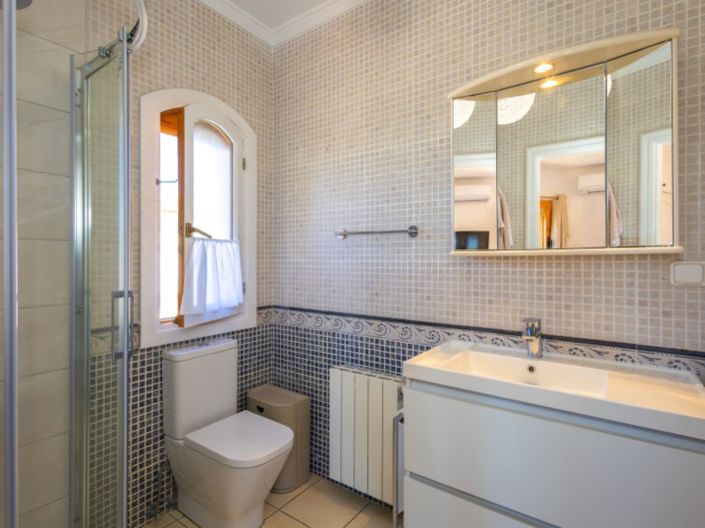 Image No.37-5 Bed Villa for sale